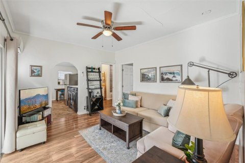 Casa en alquiler en Saint Petersburg, Florida, 1 dormitorio, 62.24 m2 № 1916525 - foto 6