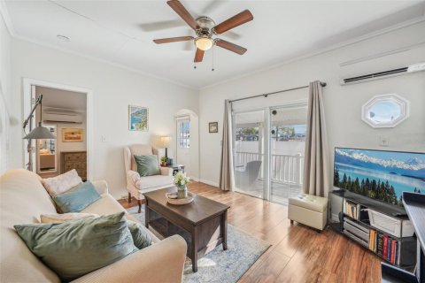 Villa ou maison à louer à Saint Petersburg, Floride: 1 chambre, 62.24 m2 № 1916525 - photo 9