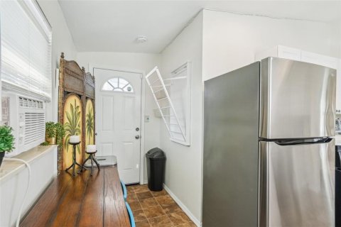 House in Saint Petersburg, Florida 1 bedroom, 62.24 sq.m. № 1916525 - photo 17