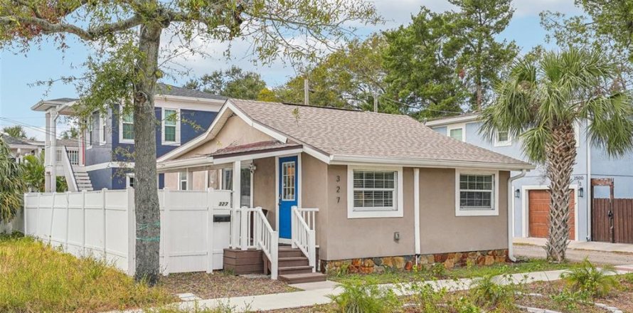 House in Saint Petersburg, Florida 1 bedroom, 62.24 sq.m. № 1916525