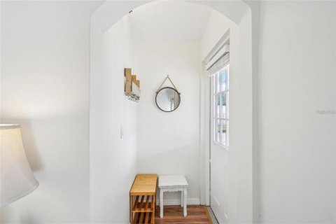 Casa en alquiler en Saint Petersburg, Florida, 1 dormitorio, 62.24 m2 № 1916525 - foto 5