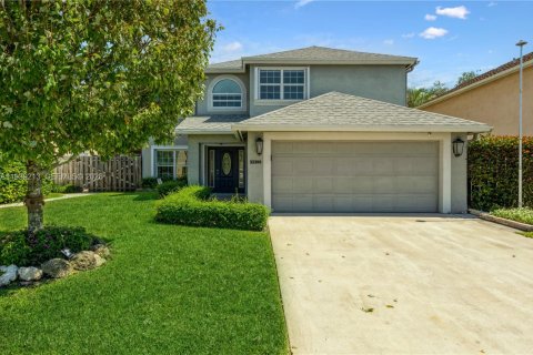 House in Boca Raton, Florida 4 bedrooms, 212.19 sq.m. № 1996488