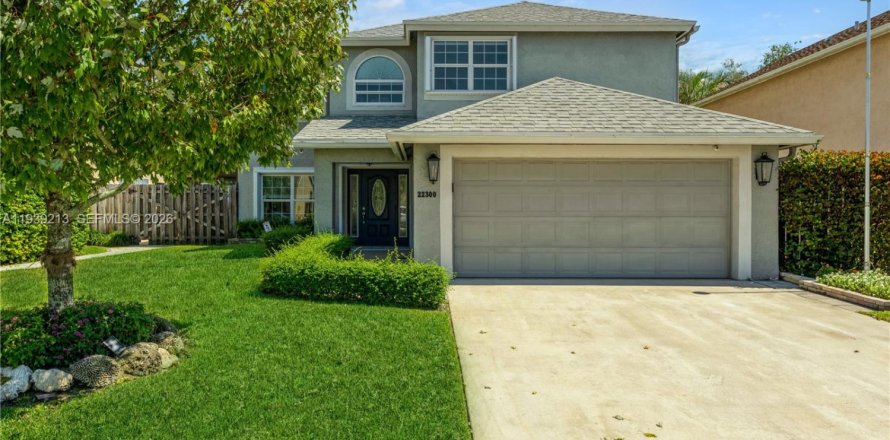 House in Boca Raton, Florida 4 bedrooms, 212.19 sq.m. № 1996488