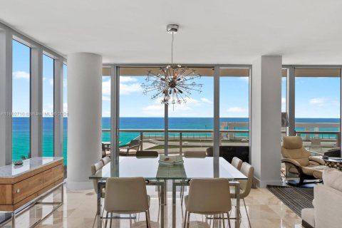 Condo in Miami Beach, Florida, 3 bedrooms  № 1864563 - photo 6
