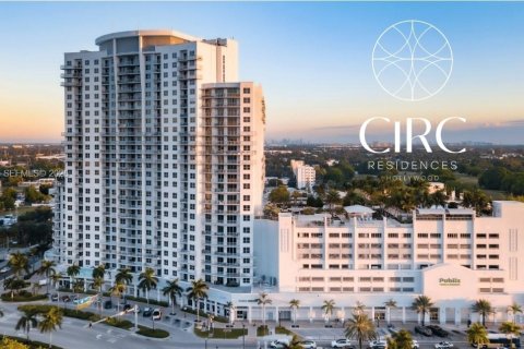 Снять в аренду кондоминиум в Холливуд, Флорида 1 спальня, 62.43м2, № 1992055 - фото 12