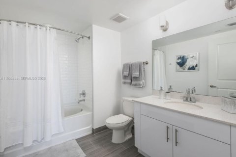 Снять в аренду кондоминиум в Холливуд, Флорида 1 спальня, 62.43м2, № 1992055 - фото 8