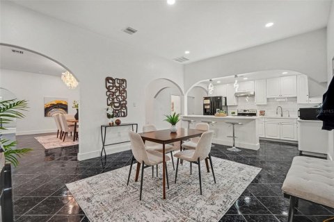 Casa en venta en Zephyrhills, Florida, 4 dormitorios, 236.44 m2 № 2386761 - foto 13