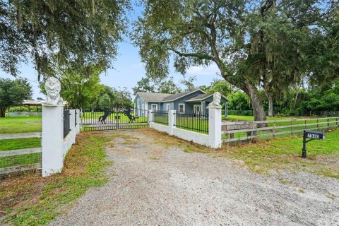 Casa en venta en Zephyrhills, Florida, 4 dormitorios, 236.44 m2 № 2386761 - foto 28