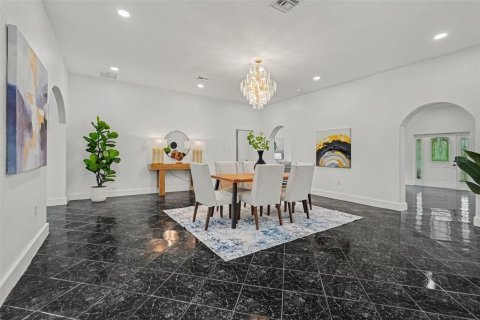 Casa en venta en Zephyrhills, Florida, 4 dormitorios, 236.44 m2 № 2386761 - foto 14