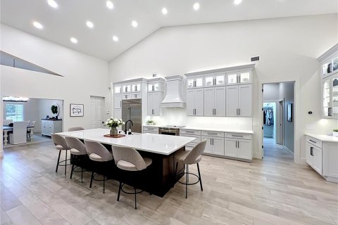 Casa en venta en Eustis, Florida, 5 dormitorios, 427.16 m2 № 2097575 - foto 29