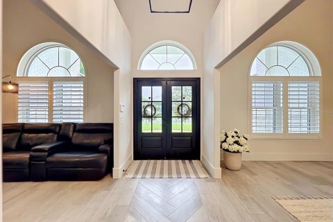 Casa en venta en Eustis, Florida, 5 dormitorios, 427.16 m2 № 2097575 - foto 9