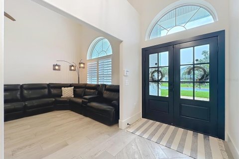 Casa en venta en Eustis, Florida, 5 dormitorios, 427.16 m2 № 2097575 - foto 8