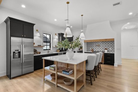 Купить виллу или дом в Тампа, Флорида 4 комнаты, 385.45м2, № 2349831 - фото 24