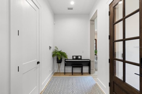 Купить виллу или дом в Тампа, Флорида 4 комнаты, 385.45м2, № 2349831 - фото 14