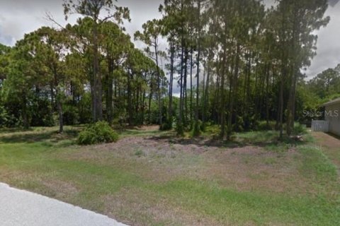 Terreno en venta en Rotonda, Florida № 2164084 - foto 4