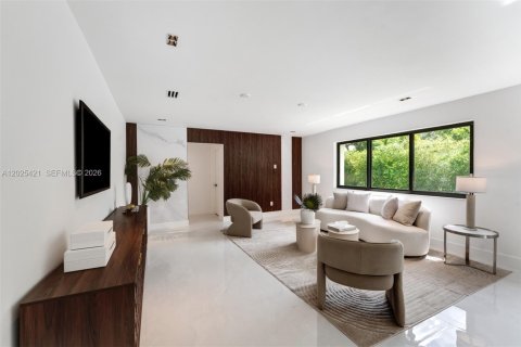 Villa ou maison à vendre à Miami, Floride: 5 chambres, 339.09 m2 № 2084937 - photo 7