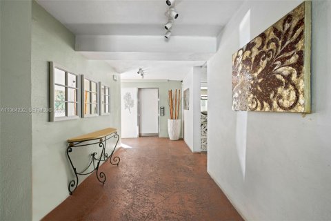 Купить кондоминиум в Майами-Бич, Флорида 1 спальня, 63.27м2, № 2045923 - фото 6