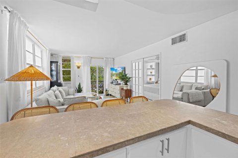 Купить кондоминиум в Майами-Бич, Флорида 1 спальня, 63.27м2, № 2045923 - фото 16