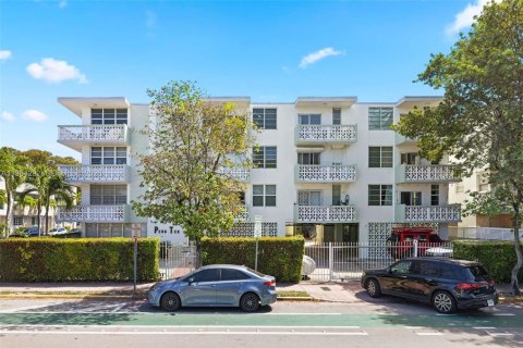 Купить кондоминиум в Майами-Бич, Флорида 1 спальня, 63.27м2, № 2045923 - фото 5