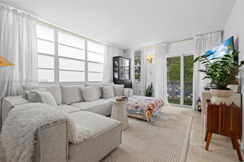 Купить кондоминиум в Майами-Бич, Флорида 1 спальня, 63.27м2, № 2045923 - фото 19