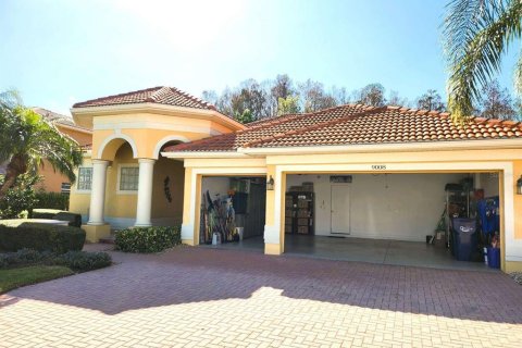 House in Bradenton, Florida 4 bedrooms, 224.45 sq.m. № 1835358 - photo 2