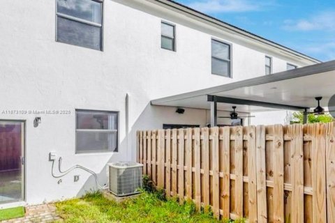 Купить кондоминиум в Хомстед, Флорида 3 спальни, 123.37м2, № 1980172 - фото 19