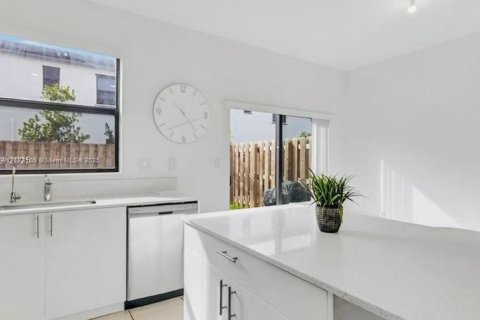 Купить кондоминиум в Хомстед, Флорида 3 спальни, 123.37м2, № 1980172 - фото 14