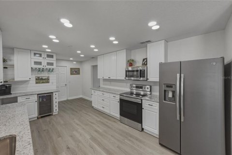 Villa ou maison à vendre à Dade City, Floride: 4 chambres, 204.94 m2 № 2147914 - photo 18