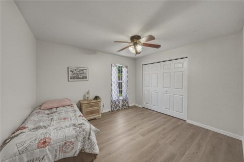 Villa ou maison à vendre à Dade City, Floride: 4 chambres, 204.94 m2 № 2147914 - photo 29