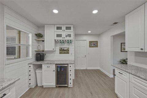 Villa ou maison à vendre à Dade City, Floride: 4 chambres, 204.94 m2 № 2147914 - photo 16