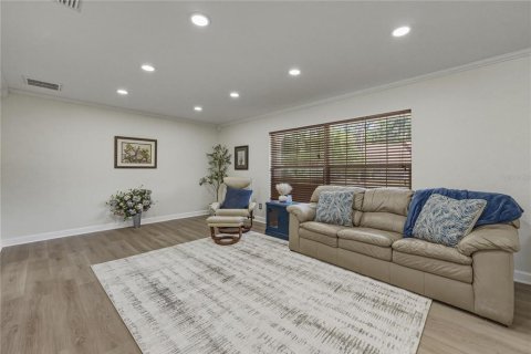 Villa ou maison à vendre à Dade City, Floride: 4 chambres, 204.94 m2 № 2147914 - photo 8