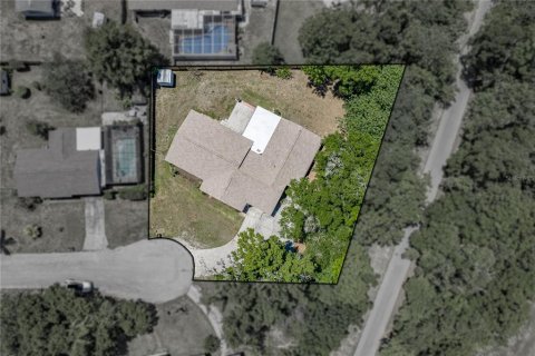 Villa ou maison à vendre à Dade City, Floride: 4 chambres, 204.94 m2 № 2147914 - photo 4