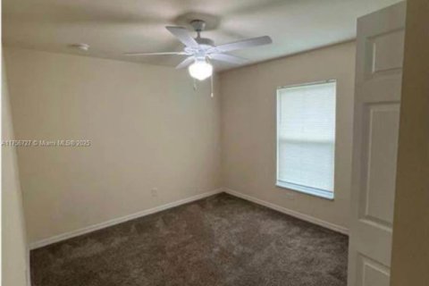 House in LaBelle, Florida 3 bedrooms № 1860212 - photo 7