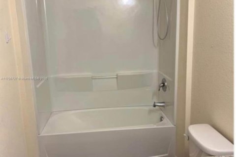 House in LaBelle, Florida 3 bedrooms № 1860212 - photo 8