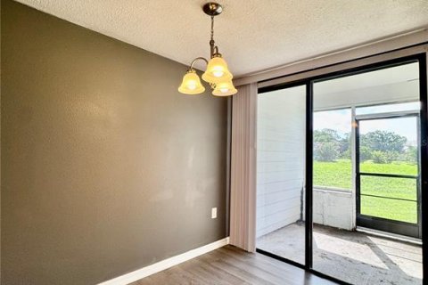 Touwnhouse à louer à Lakeland, Floride: 2 chambres, 89.19 m2 № 2156535 - photo 10