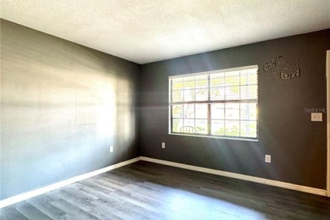 Touwnhouse à louer à Lakeland, Floride: 2 chambres, 89.19 m2 № 2156535 - photo 3