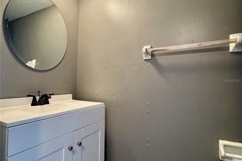 Touwnhouse à louer à Lakeland, Floride: 2 chambres, 89.19 m2 № 2156535 - photo 11