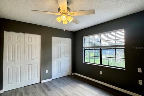Touwnhouse à louer à Lakeland, Floride: 2 chambres, 89.19 m2 № 2156535 - photo 18