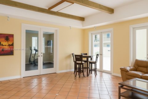 Copropriété à vendre à Pinecrest, Floride: 2 chambres, 89.19 m2 № 1864982 - photo 14