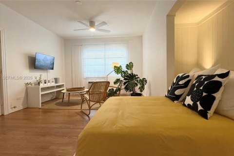 Condo in Miami Beach, Florida  № 2001971 - photo 5