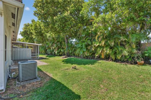 Casa en venta en Deerfield Beach, Florida, 3 dormitorios, 138.89 m2 № 2055989 - foto 30