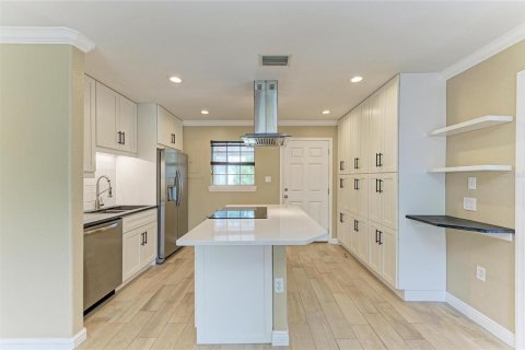 Casa en venta en Sarasota, Florida, 3 dormitorios, 110.65 m2 № 2198379 - foto 11
