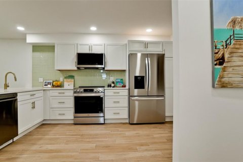 Condo in Bradenton, Florida, 2 bedrooms  № 1166278 - photo 25