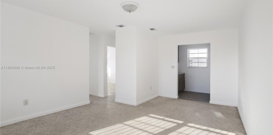 Apartamento en Miami, Florida 2 dormitorios, 315.87 m2 № 2076983