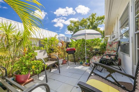 Copropriété à vendre à New Port Richey, Floride: 2 chambres, 77.2 m2 № 1886687 - photo 24