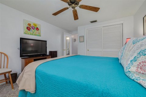 Copropriété à vendre à New Port Richey, Floride: 2 chambres, 77.2 m2 № 1886687 - photo 15
