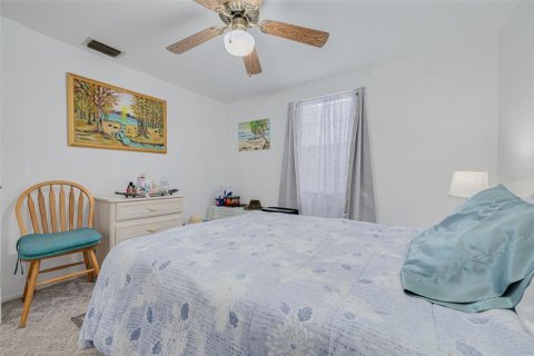 Copropriété à vendre à New Port Richey, Floride: 2 chambres, 77.2 m2 № 1886687 - photo 19