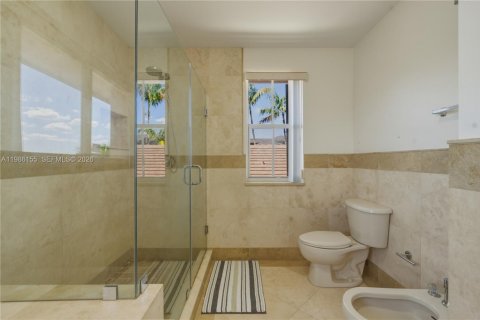Купить виллу или дом в Майами, Флорида 4 спальни, 217.21м2, № 2050494 - фото 25