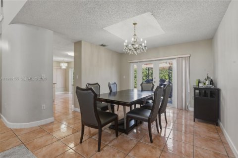 Купить виллу или дом в Майами, Флорида 4 спальни, 217.21м2, № 2050494 - фото 12