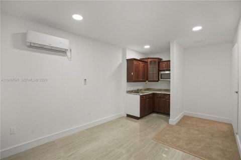 Casa en venta en Miami, Florida, 3 dormitorios, 187.85 m2 № 2001708 - foto 20